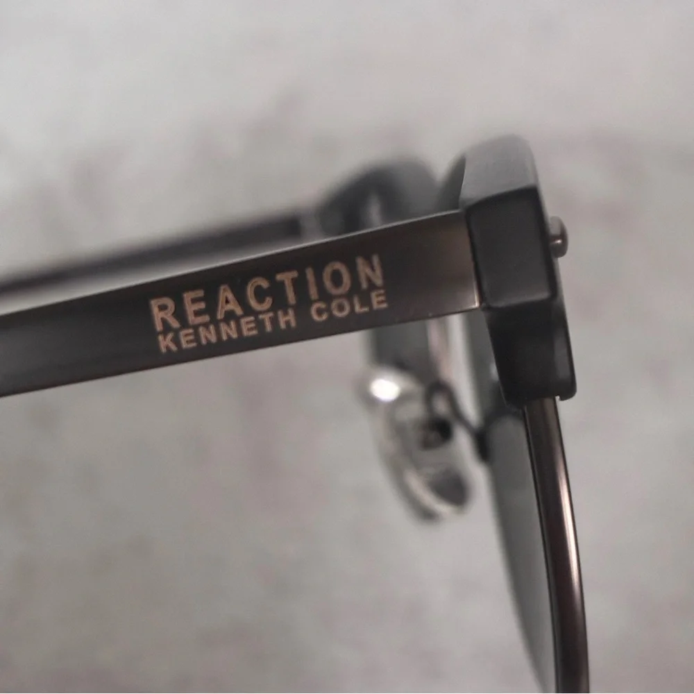 Kenneth Cole Reaction KC1330 02X Black Sunglasses 50-21-150